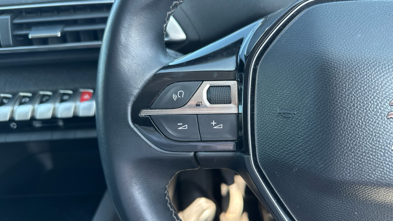 Peugeot 3008 1.2 PureTech Allure 5dr Petrol Estate